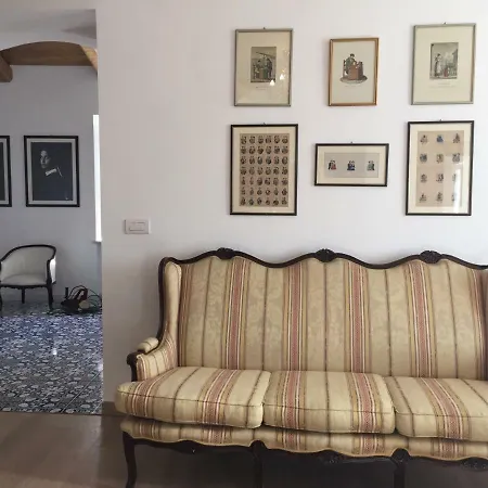 Palazzo Dependance Delle Grazie Pizzo (Calabria)